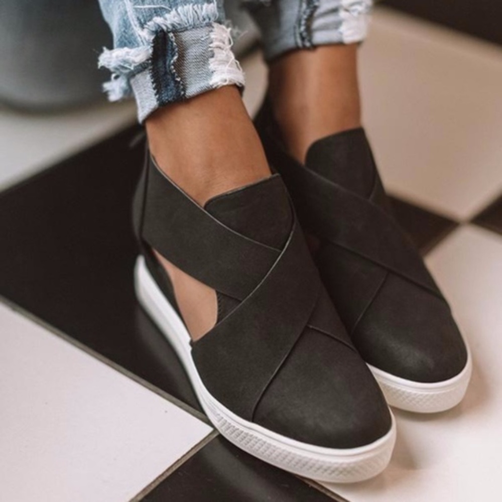 Vegan leather zipper Cut out Sneakers - BLACK